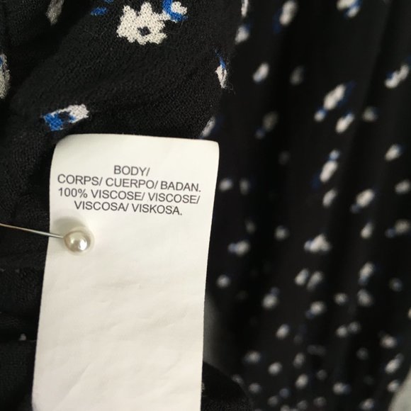 Lucky Brand Blouse Women L Black V Neck Floral Print 100% Viscose Light Weight - Picture 6 of 11